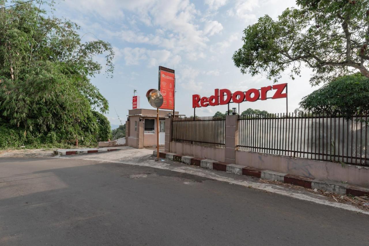 Reddoorz Syariah Near Rs Hermina Sukabumi Exterior photo